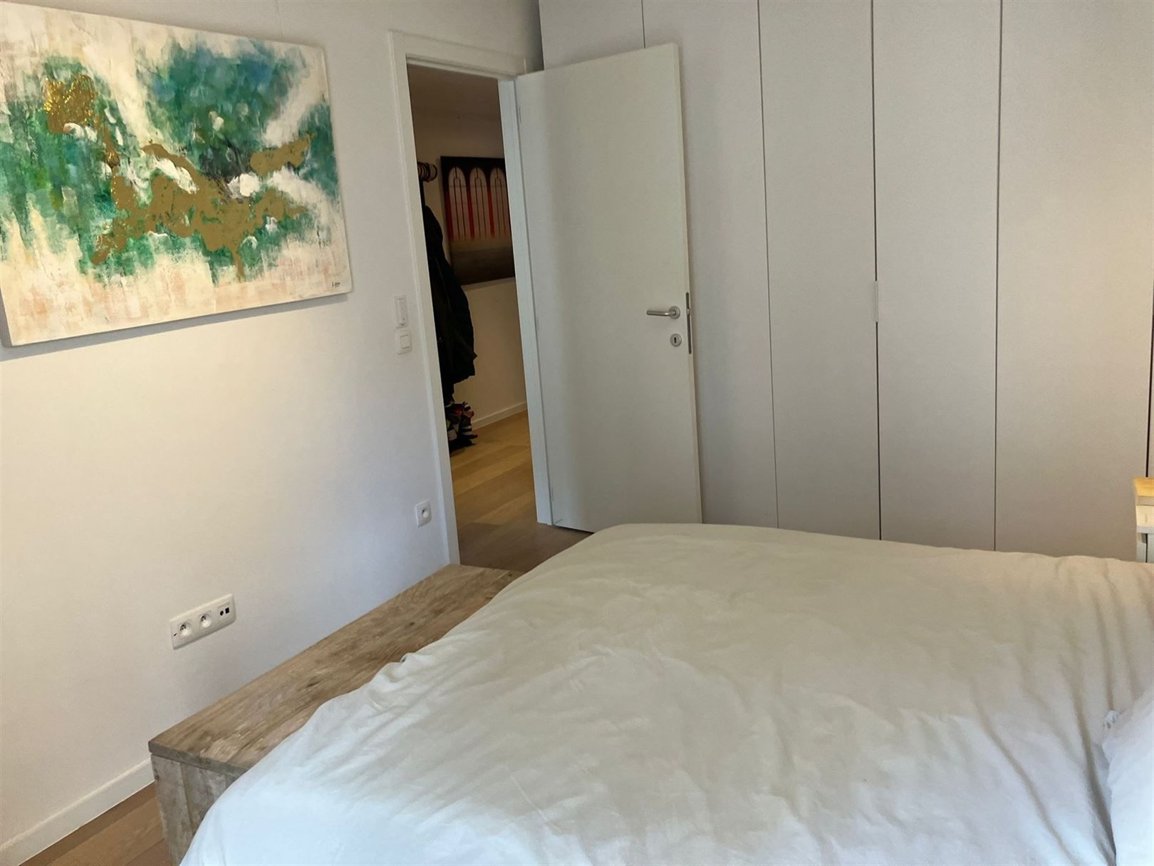 Luxe gemeubeld 2slaapkamerappatement met terras & parking! foto 14