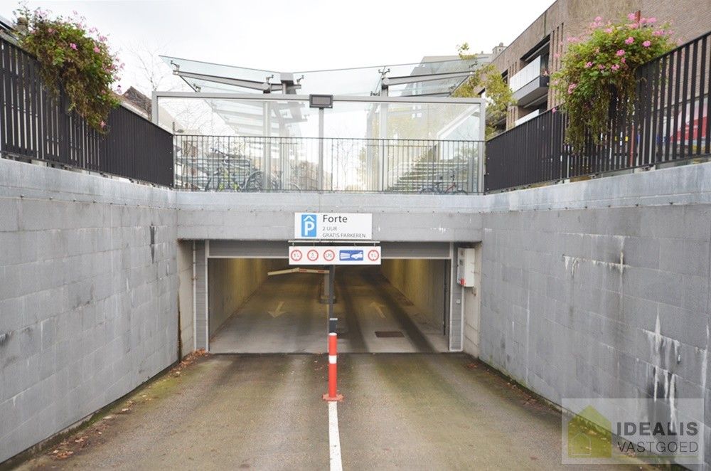 RUIME EN AFGESLOTEN PARKEERPLAATS IN HARTJE PELT ALS ONDERDEEL VAN DE ONDERGRONDSE PARKEERGARAGE FORTE! foto 5