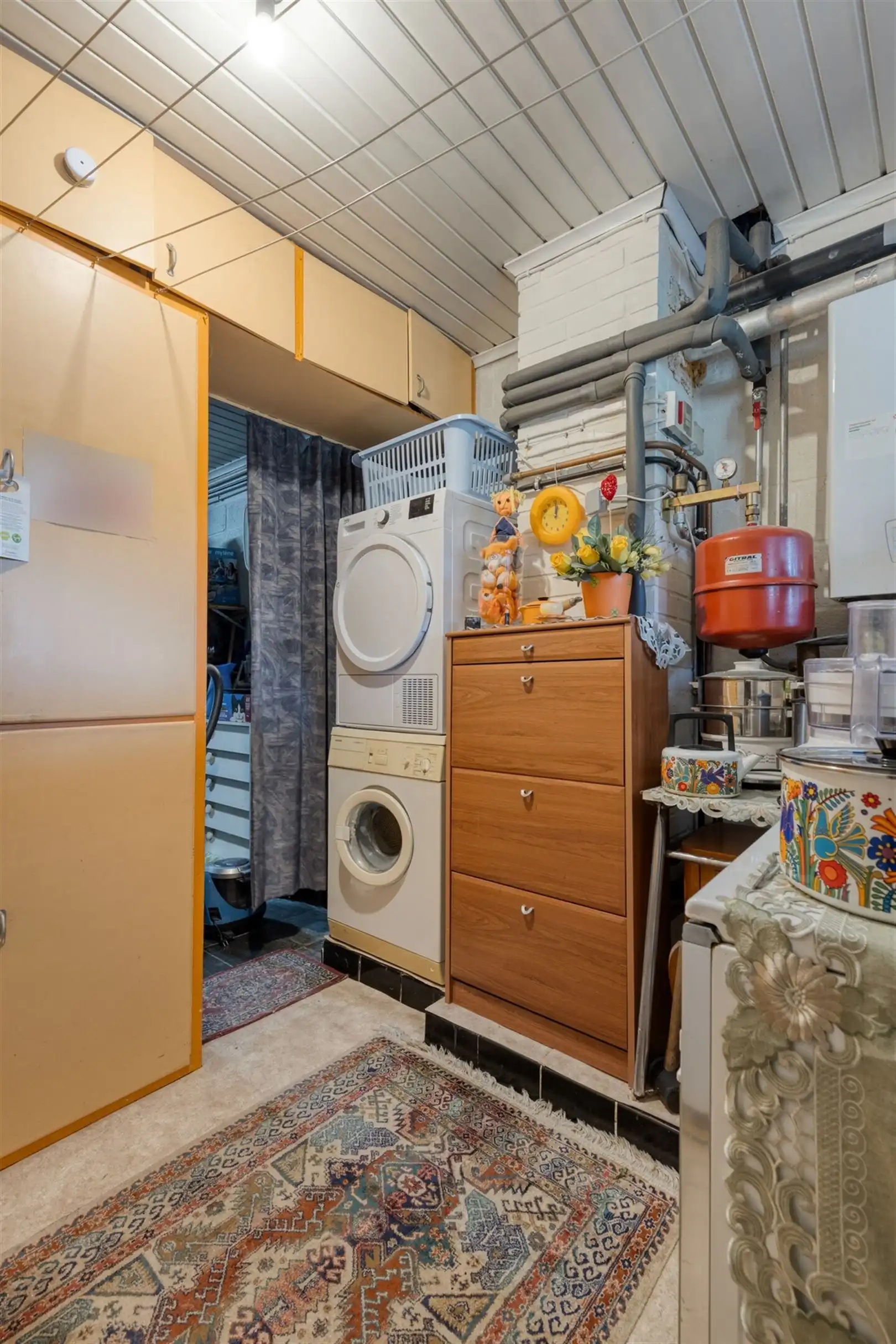 Ruime statige woning in een rustige buurt foto 26