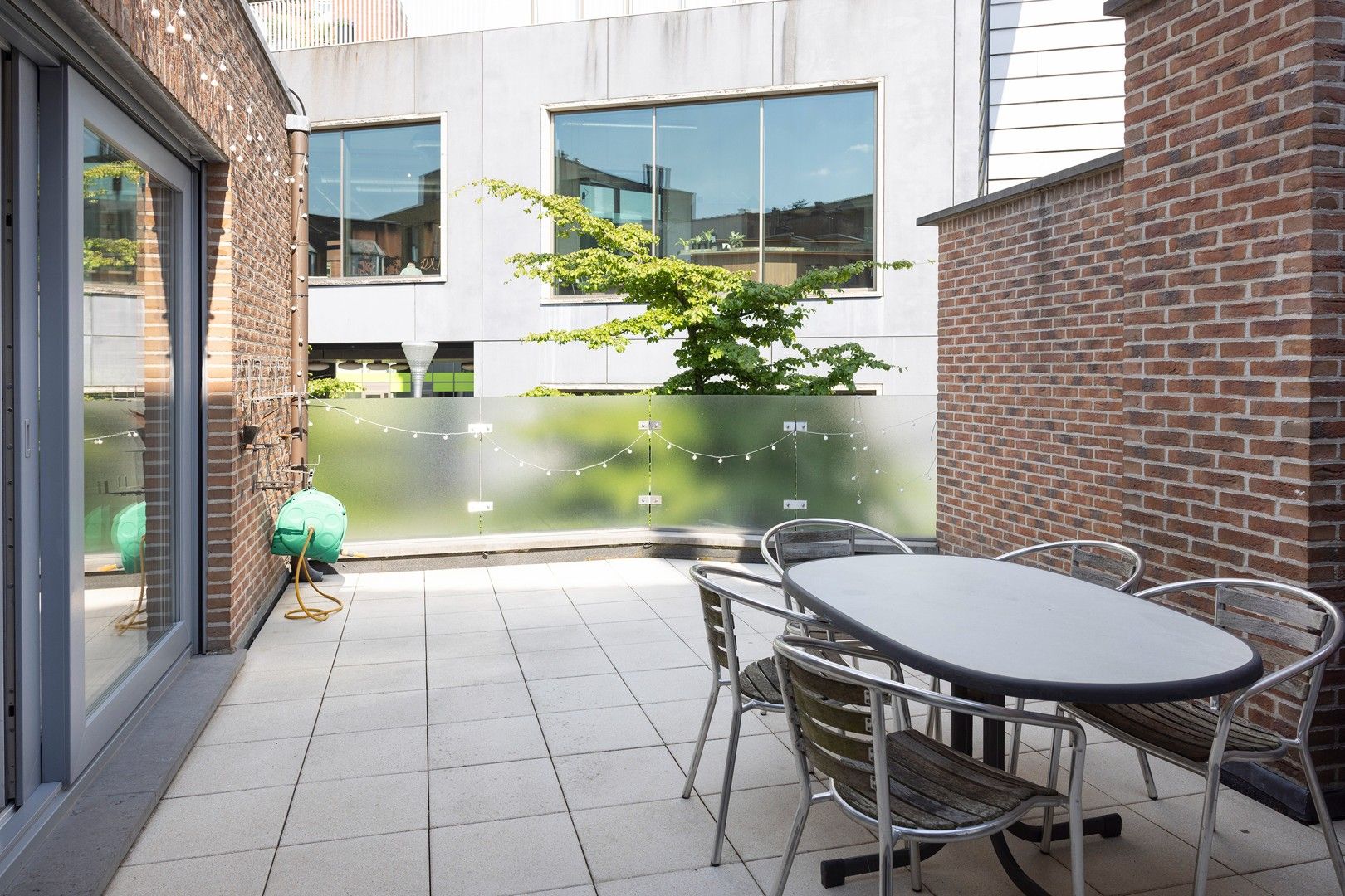 Opbrengsteigendom met handelsgelijkvloers & 2 appartementen. foto 11