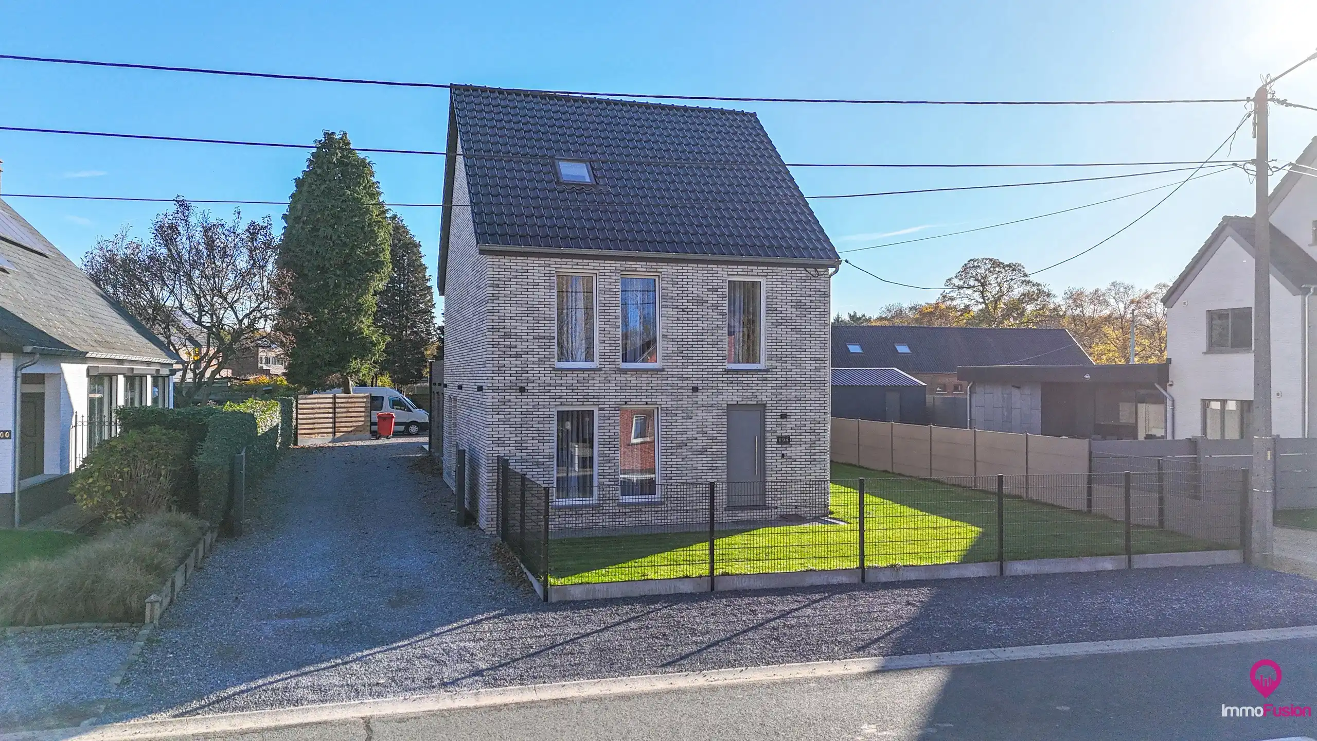 Instapklare woning met 5 slpks op riant perceel te Paal! foto 34