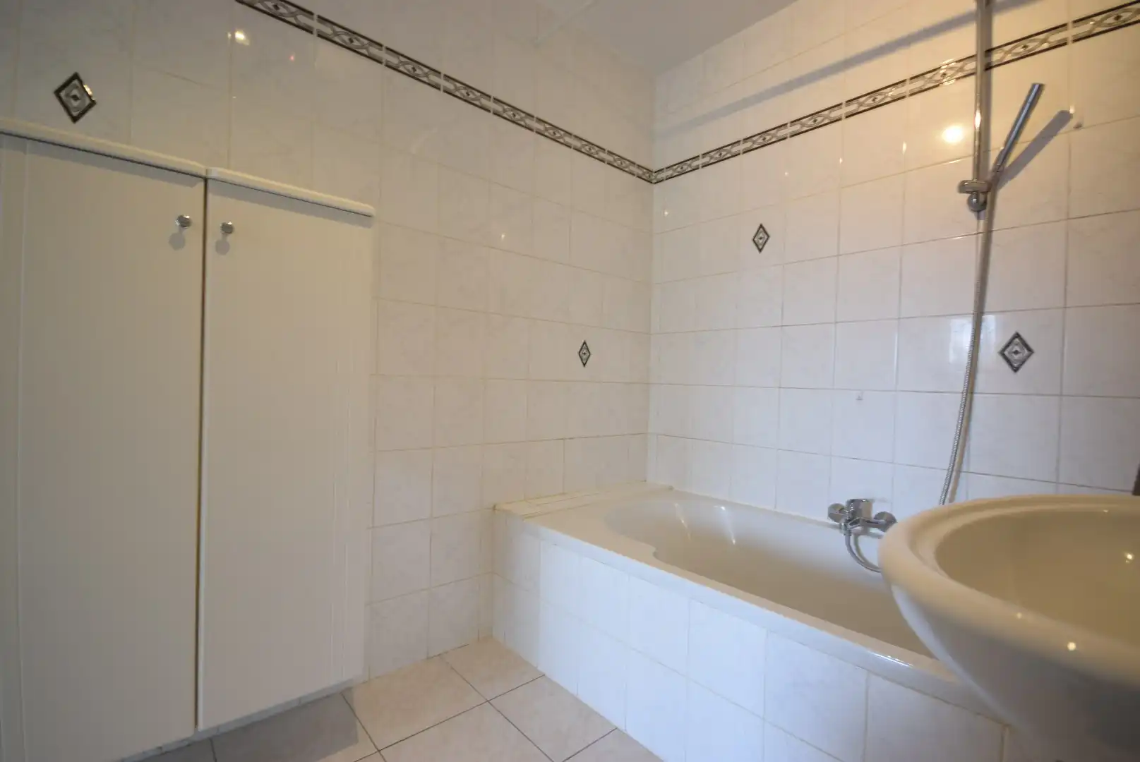 Ruim 3- slaapkamer-appartement te Rumbeke foto 8