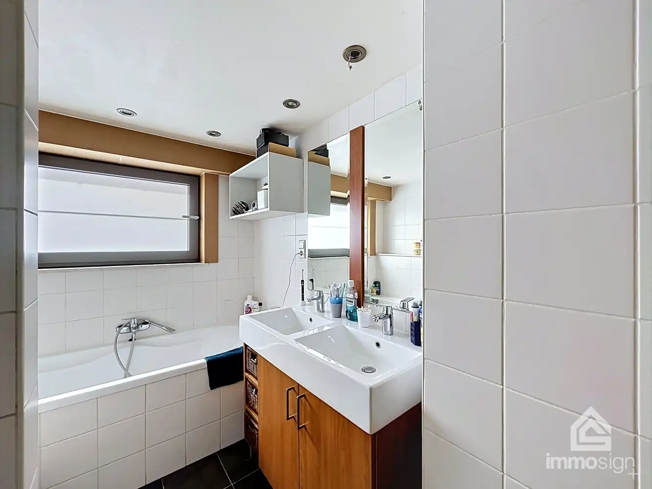 Ruime gezinswoning met drie slaapkamers te Opitter! foto 26