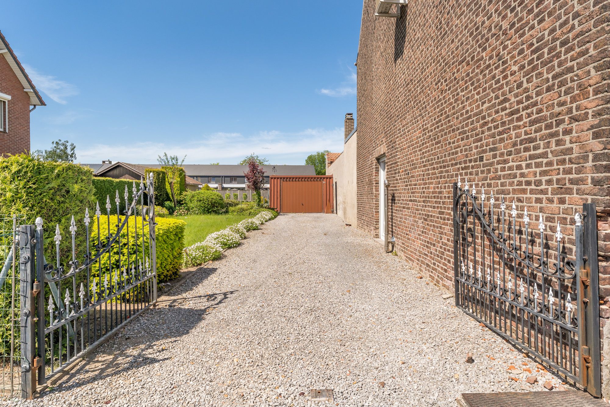 Te renoveren woning met bouwgrond te koop in de Kanaallaan 55 te Bree voor 262.000 euro! foto 22