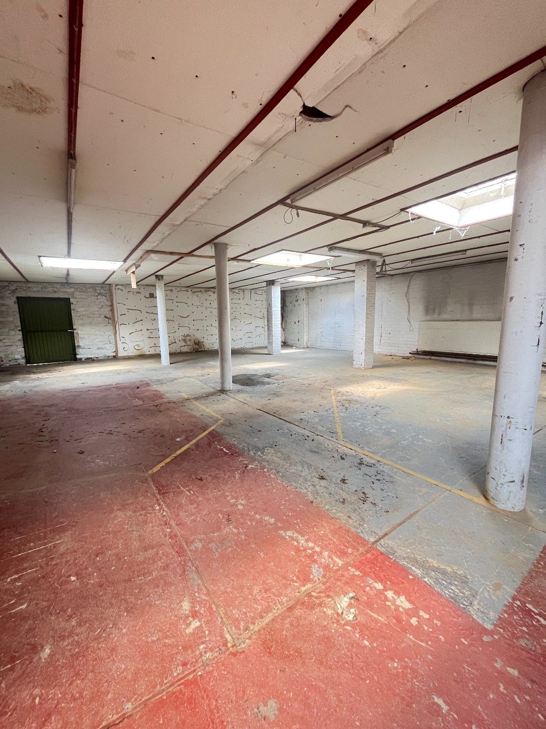 Industrieel atelier met woonst, centraal gelegen foto 13