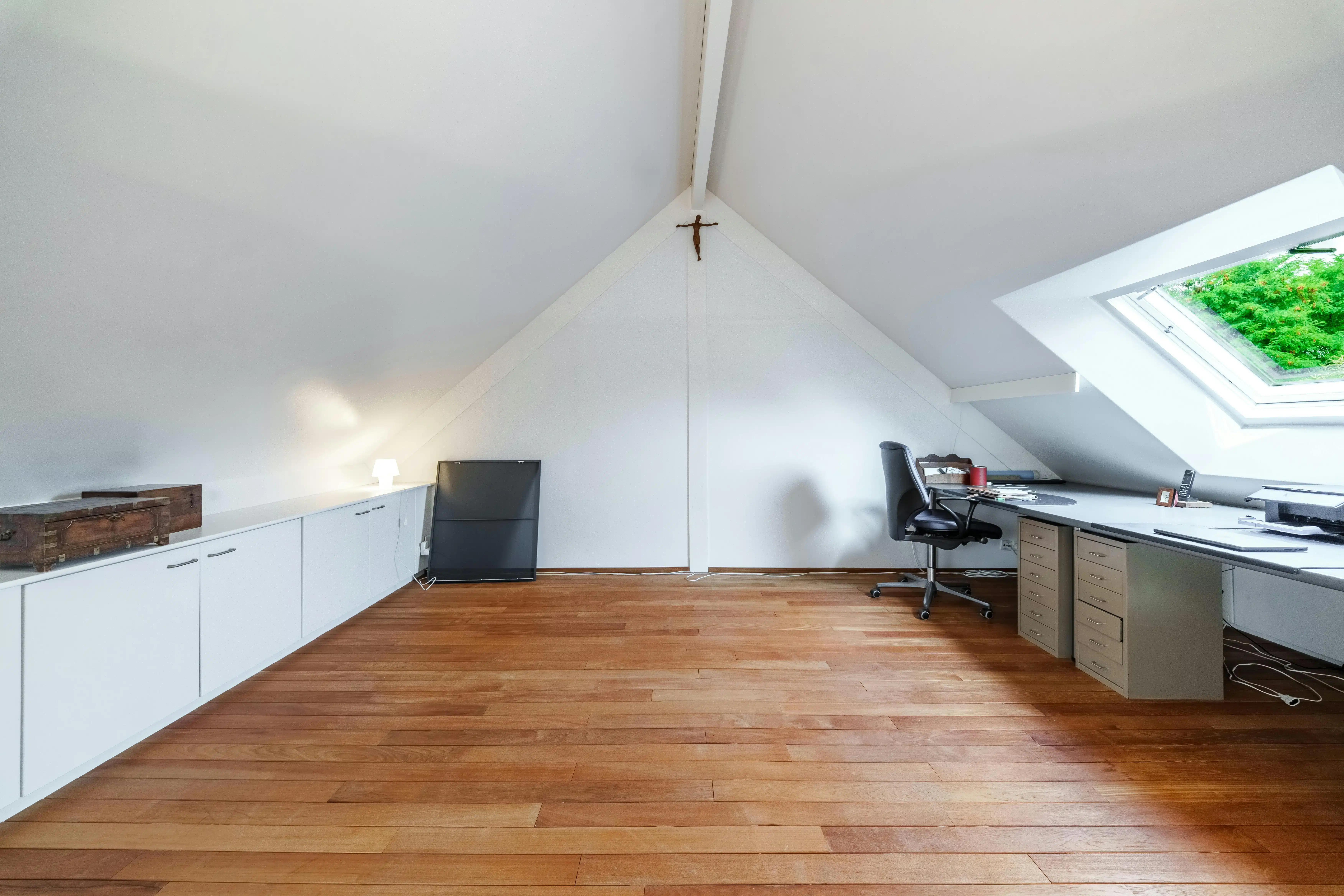 Villa met zwembad te koop in villawijk 't Motje in Roeselare foto 18