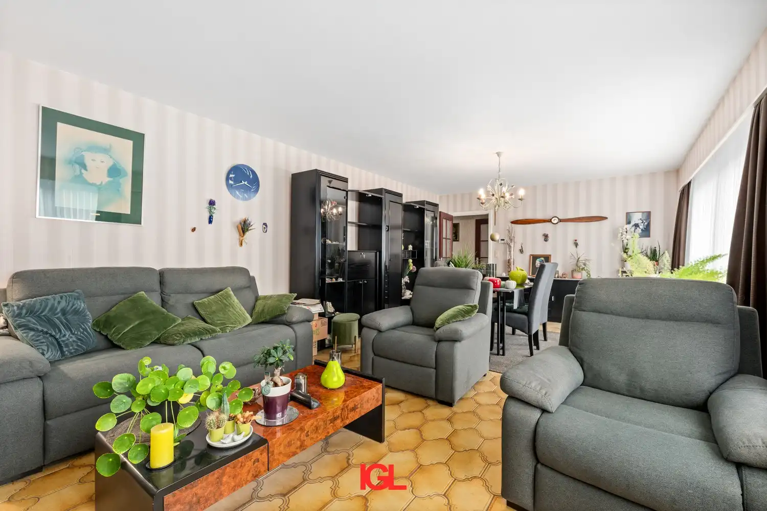 Ruim 3‑slaapkamerappartement met garage op centrale ligging in Sint‑Pieters‑Leeuw foto 3