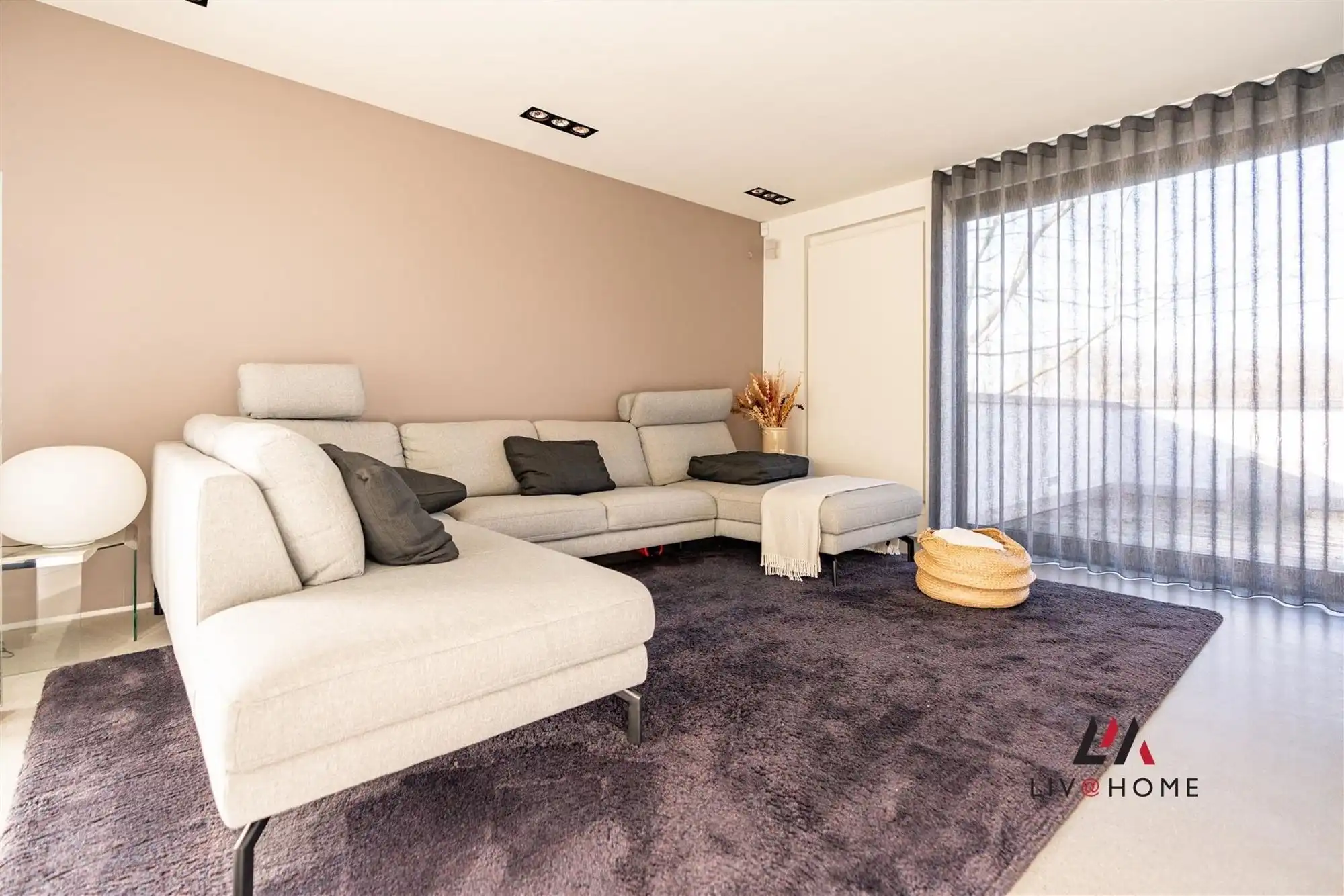 Moderne landbouwwoning met serre en loods op 10 ha foto 24