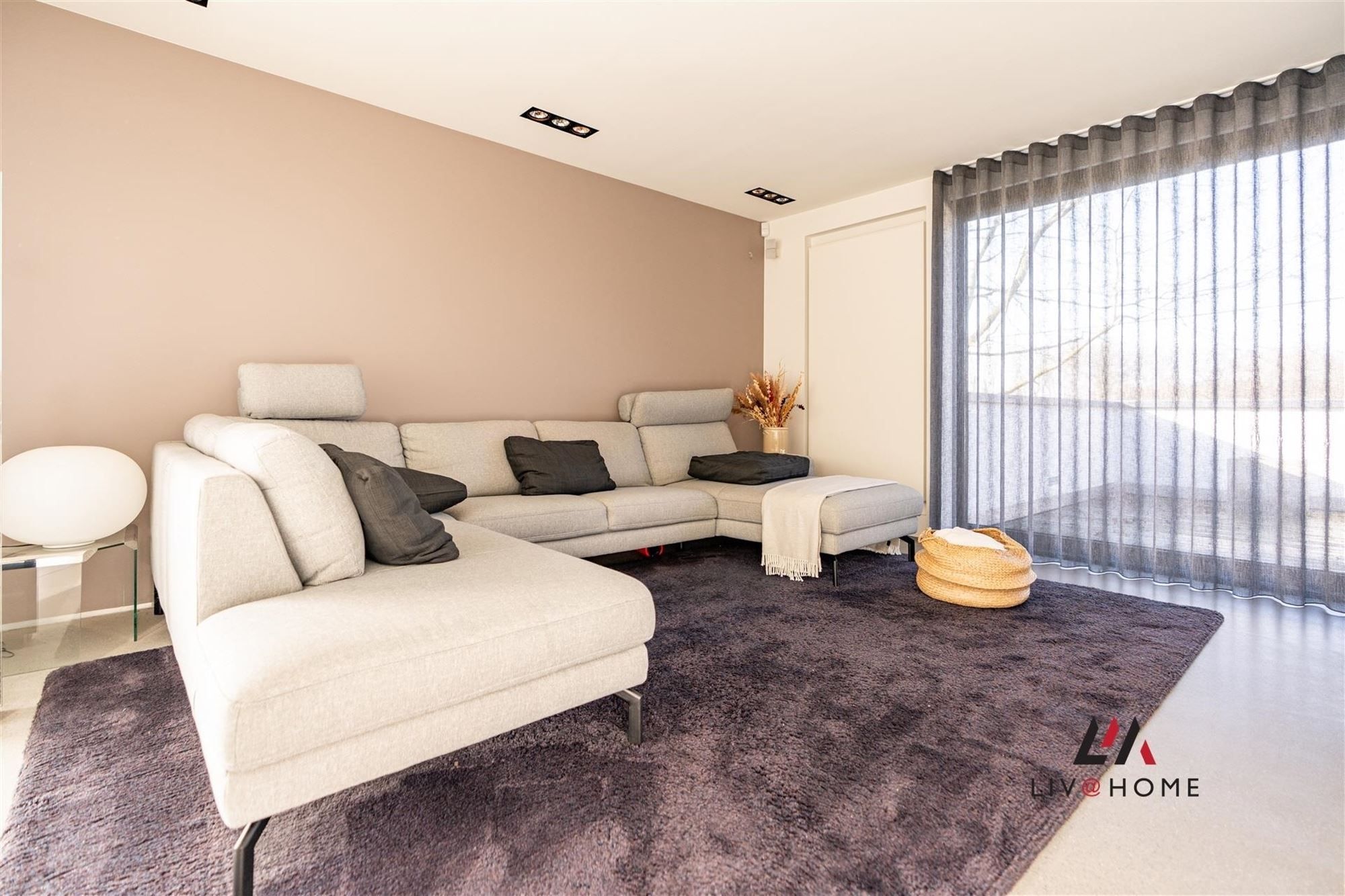 Moderne landbouwwoning met serre en loods op 10 ha foto 24