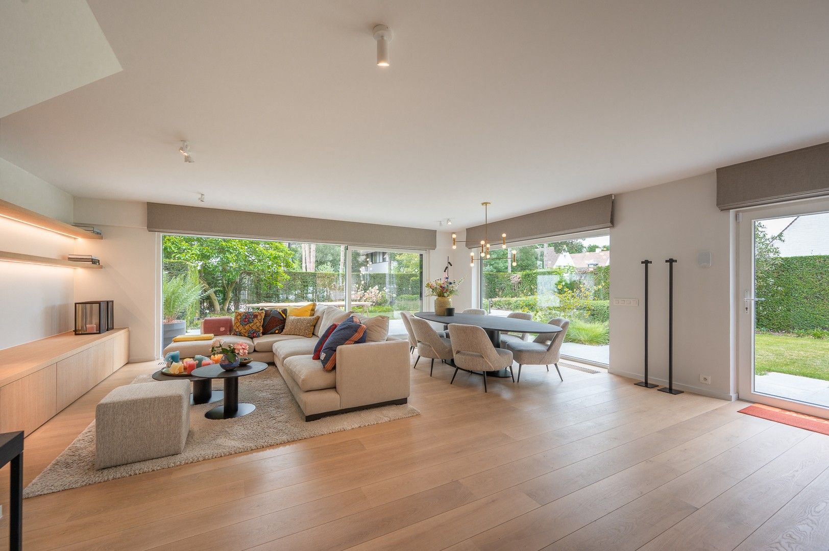 Magnifiek tuinappartement met tuin op het zuid-westen, rustig gelegen in het Zoute. foto 9