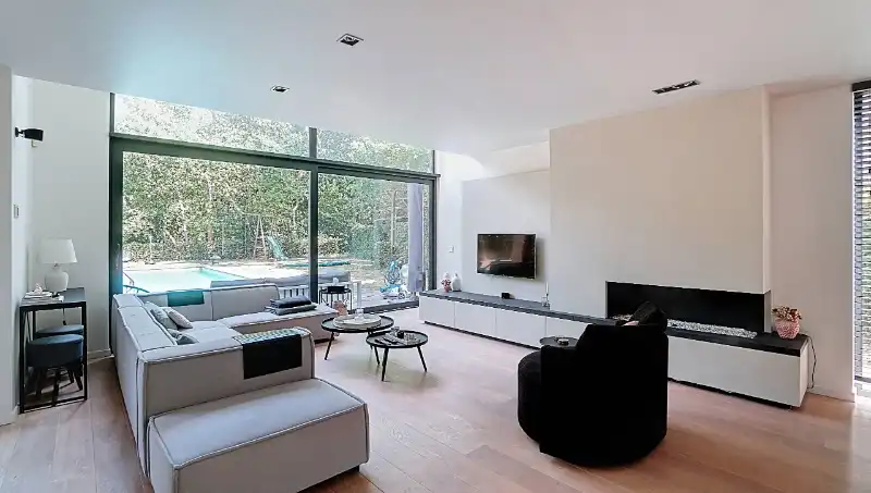 Moderne villa van 230m² op 14a08ca met openluchtzwembad foto 3