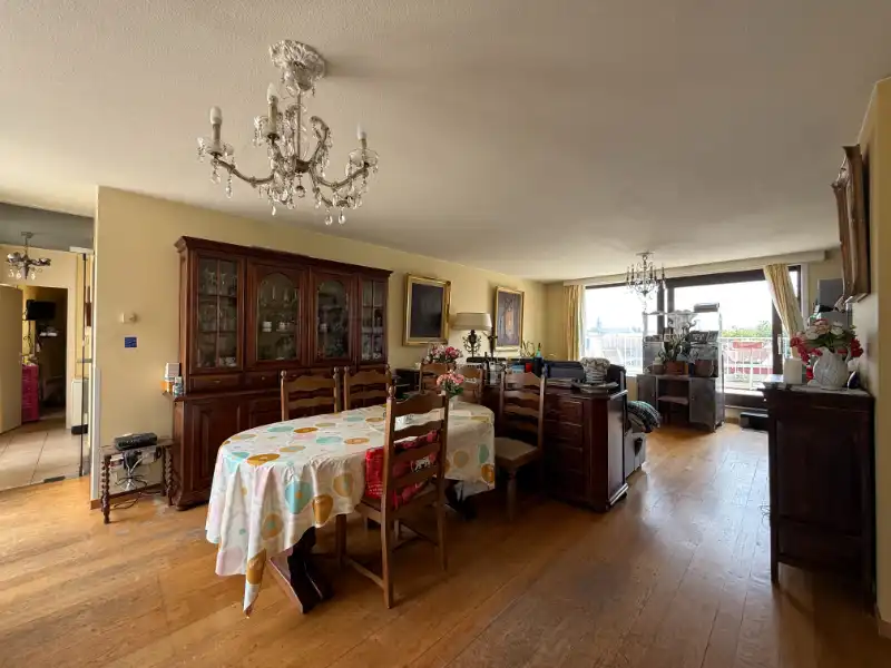Uniek penthouse appartement met ruime zonneterrassen en zicht op de Gentse torens foto 7