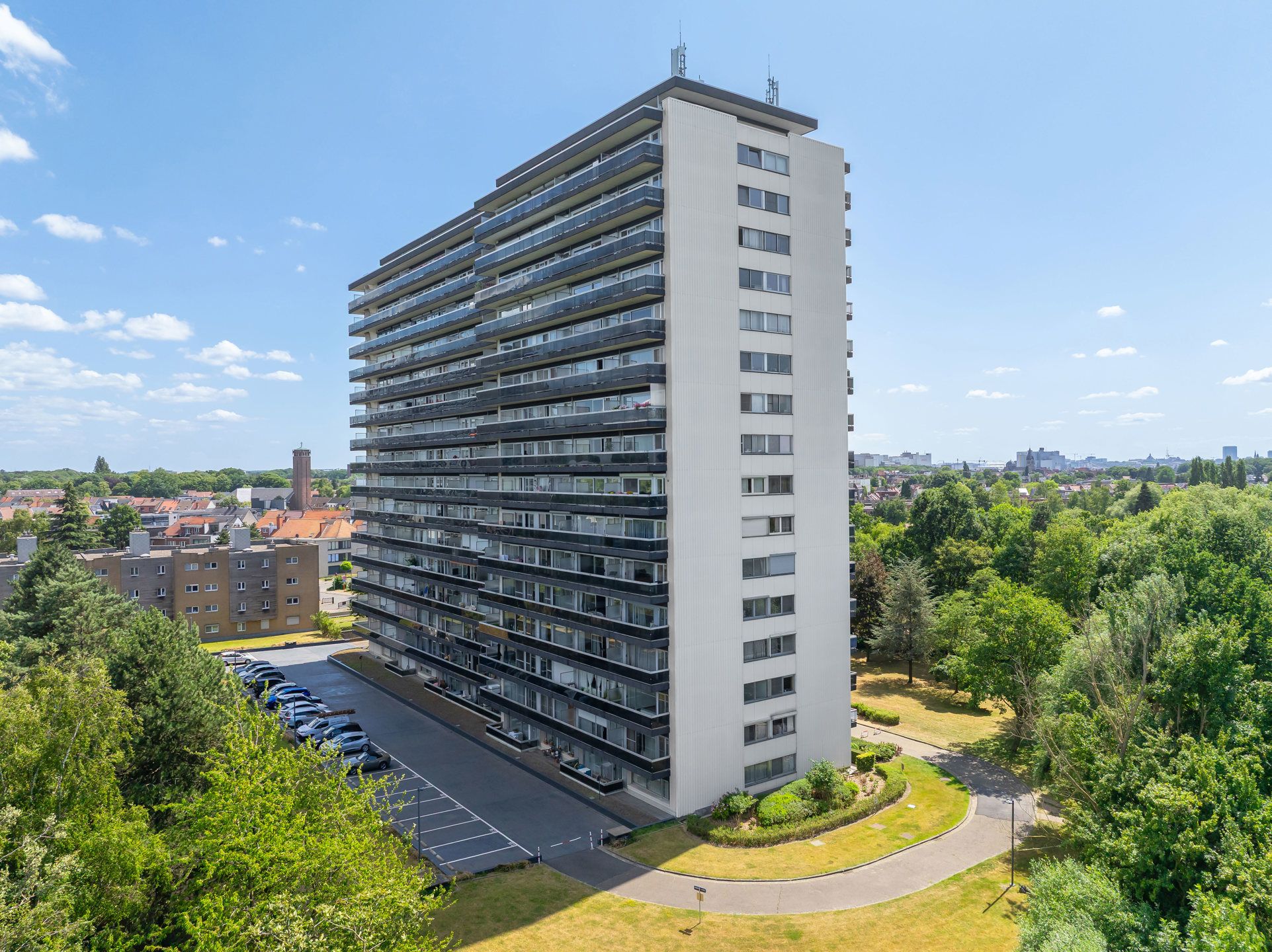 Luxe bemeubelde Studio met Terras & Groenzicht nabij Leiebos foto 20