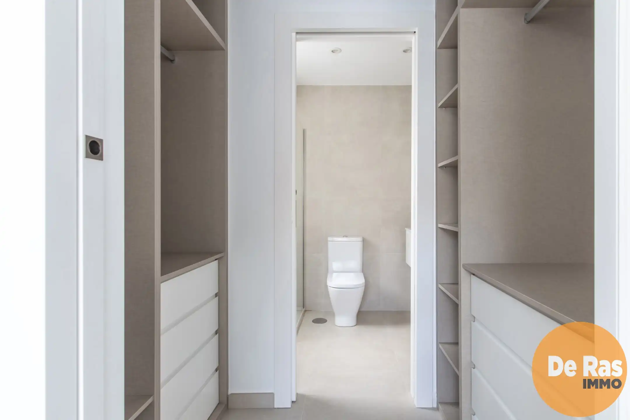 SPANJE - Villa met zwembad op wandelafstand van zee foto 3