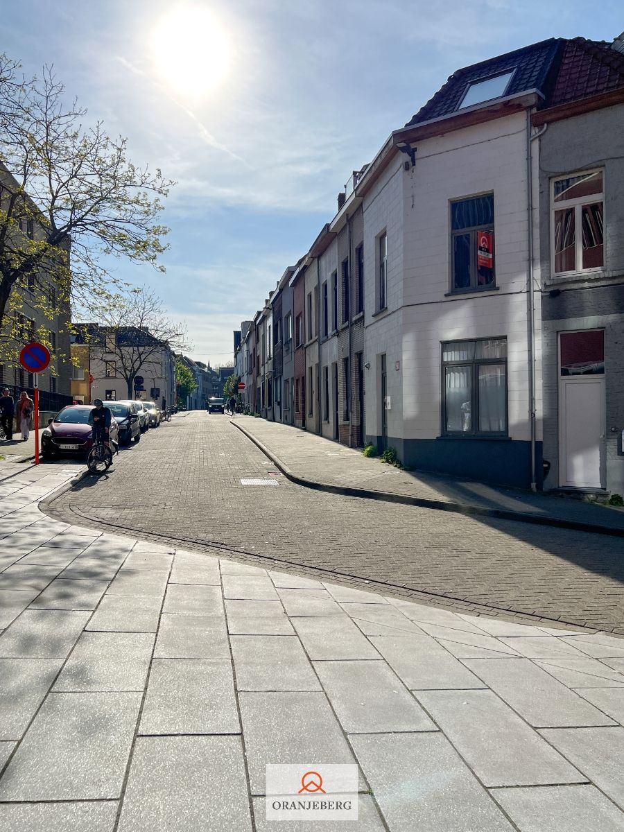 Smaakvol gerenoveerde woning nabij Kantienberg foto 21