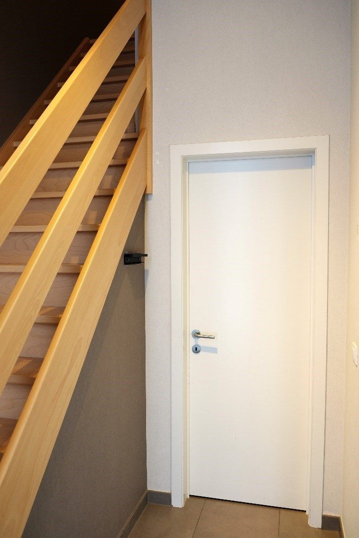 Recente, energiezuinige bel-etage woning met staanplaats in centrum Zottegem foto 5
