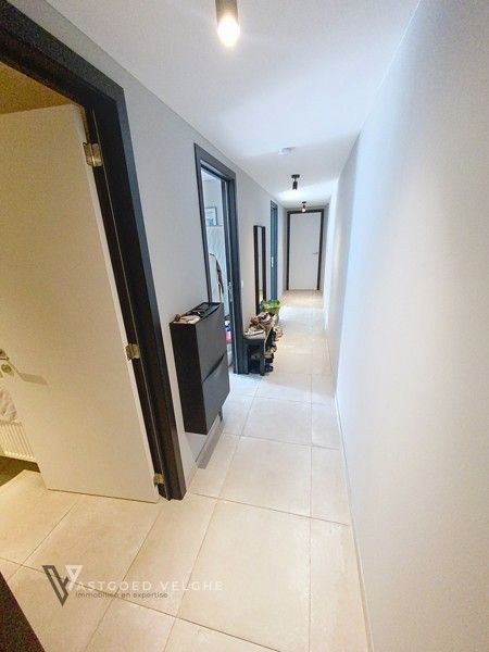 Gelijkvloers appartement met 2 slaapkamers en 2 terrassen gelegen in het centrum van Mechelen-aan-de-Maas foto 8