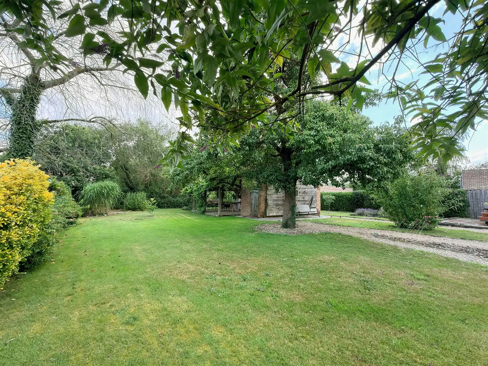 Instapklare woning met een zalige tuin! foto 23