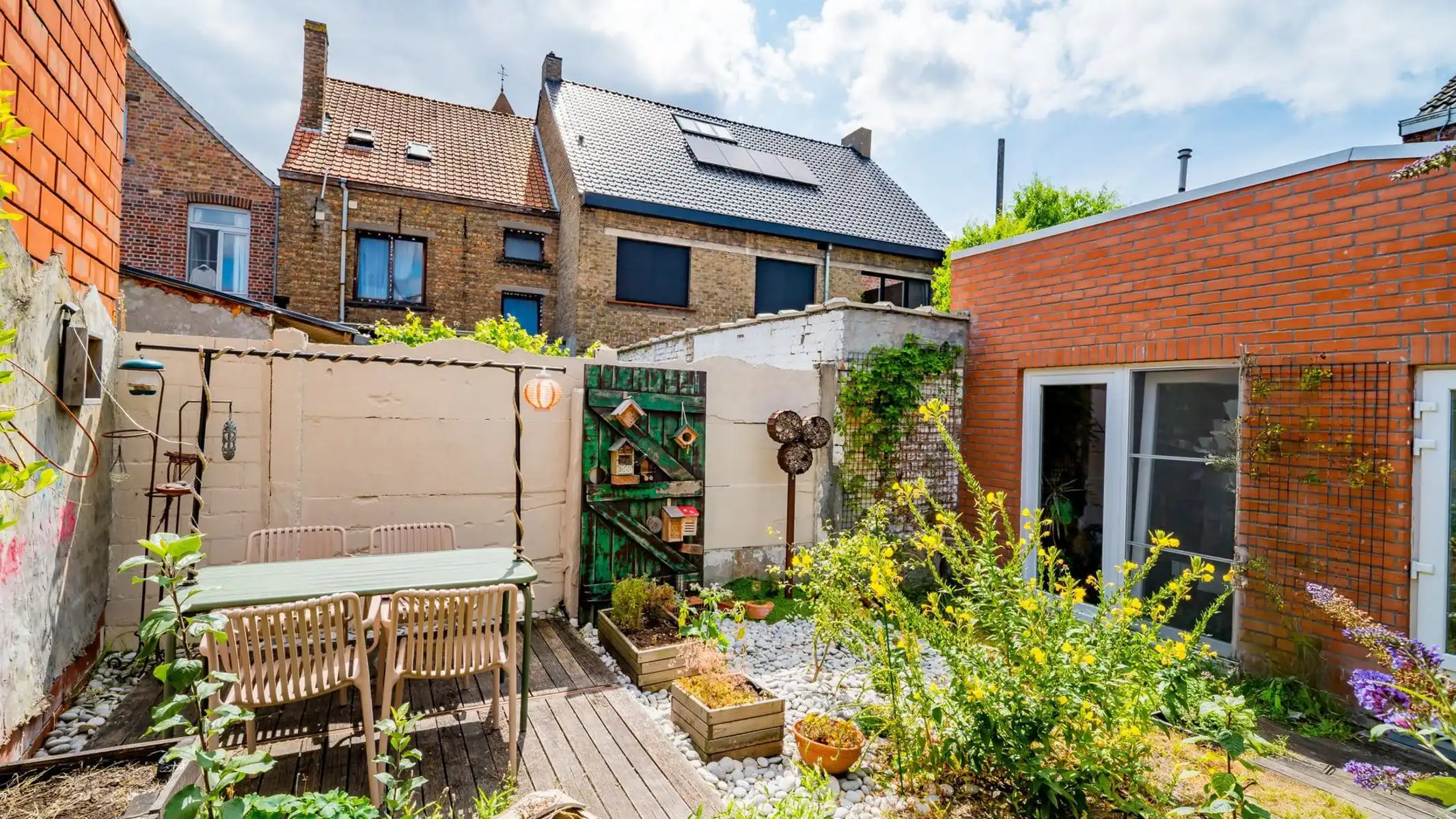 Instapklare gezinswoning met 4 slpks en zonnige tuin foto 14
