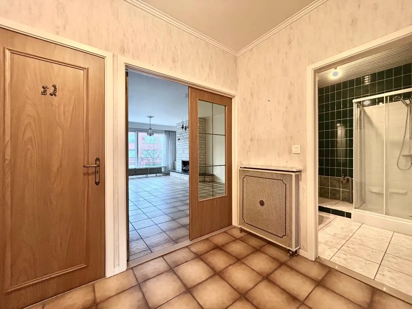 Instapklaar appartement met twee slaapkamers en terras foto 14