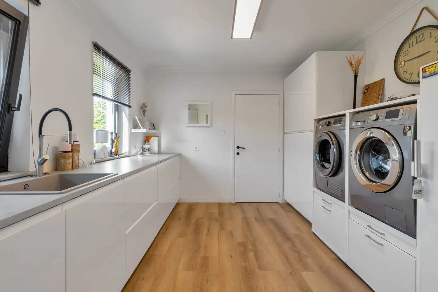 Uitzonderlijke, instapklare woning in Gellik waar stijlvol gelijkvloers wonen en hedendaags comfort samenkomen tot een uniek geheel! foto 32
