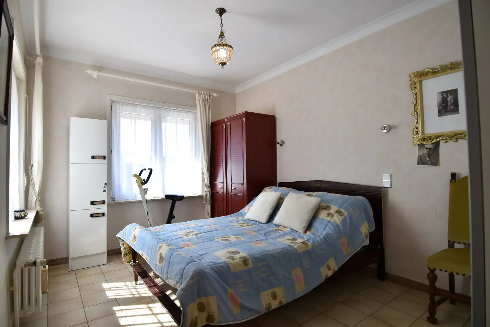 Alleenstaande bungalow met tuin en garage te koop op een bereikbare locatie te Harelbeke foto 10