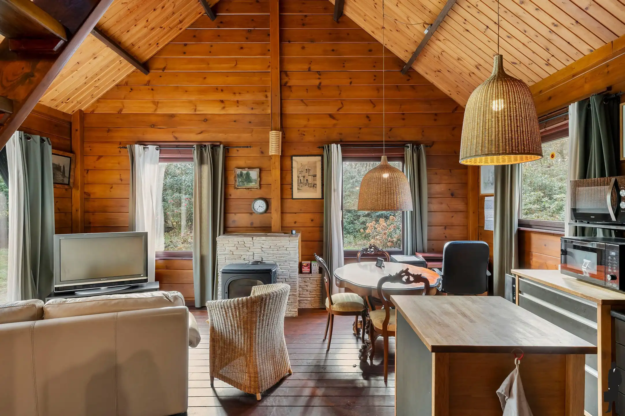 Charmante chalet uit 2006, gelegen in een rustige doodlopende straat, temidden in een prachtige groene omgeving!  foto 4