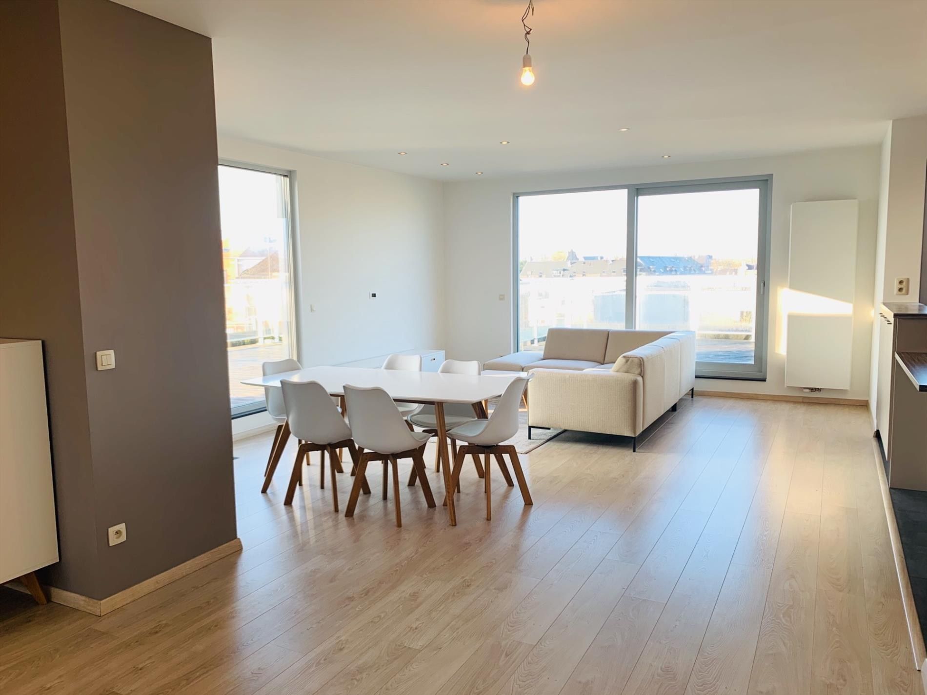 Penthouse met dubbel dakterras incl 2 autostaanplaatsen foto 8