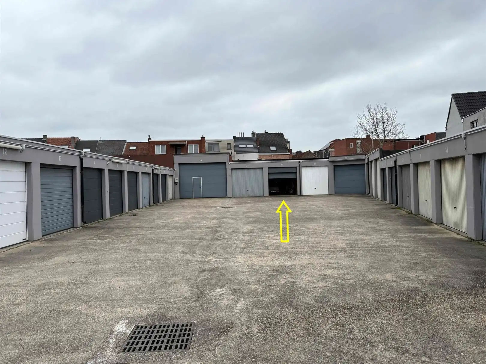 Garagebox foto {{pictureIndex}}