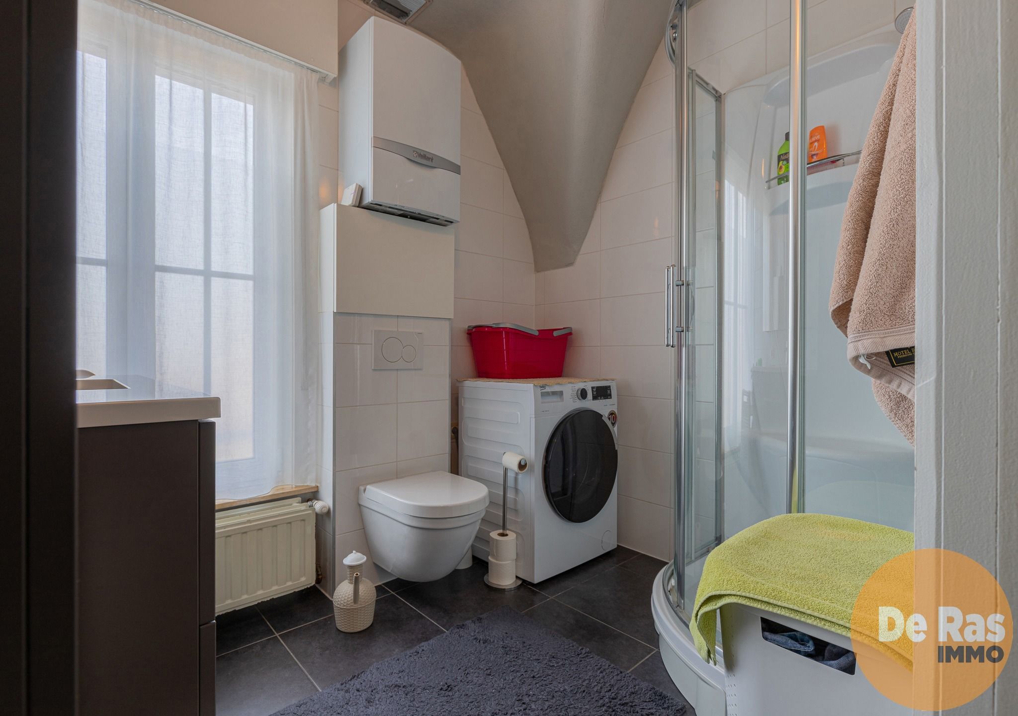 WETTEREN - Instapklare woning op uitstekende locatie foto 13