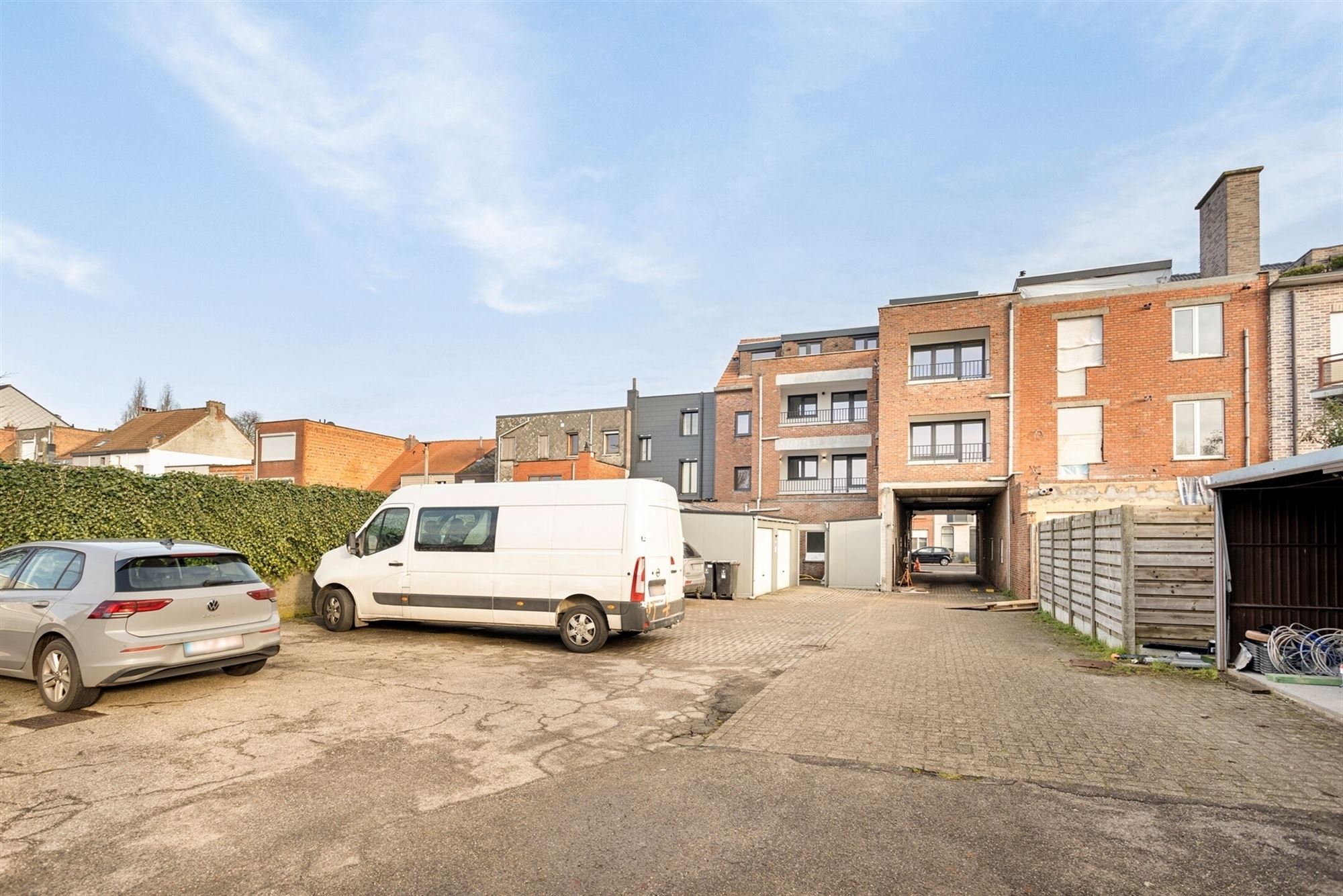 Gelijkvloers 2 slk appartement met terras en mog P foto 17