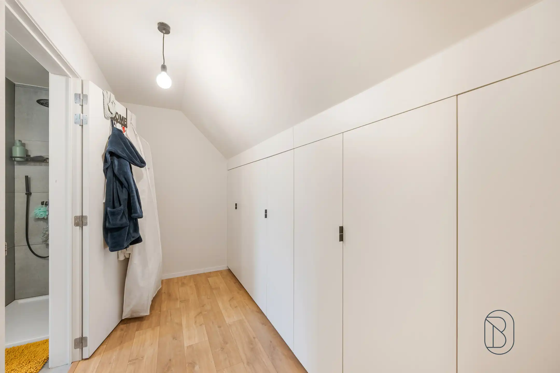 Stijlvolle nieuwbouwwoning met 3 slaapkamers, 2 badkamers en tuin Spiere foto 14
