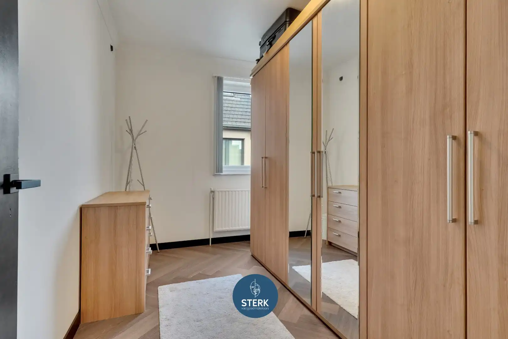 INSTAPKLAAR 3-SLPK APPARTEMENT MIDDEN IN HET CENTRUM VAN LANAKEN !  foto 16