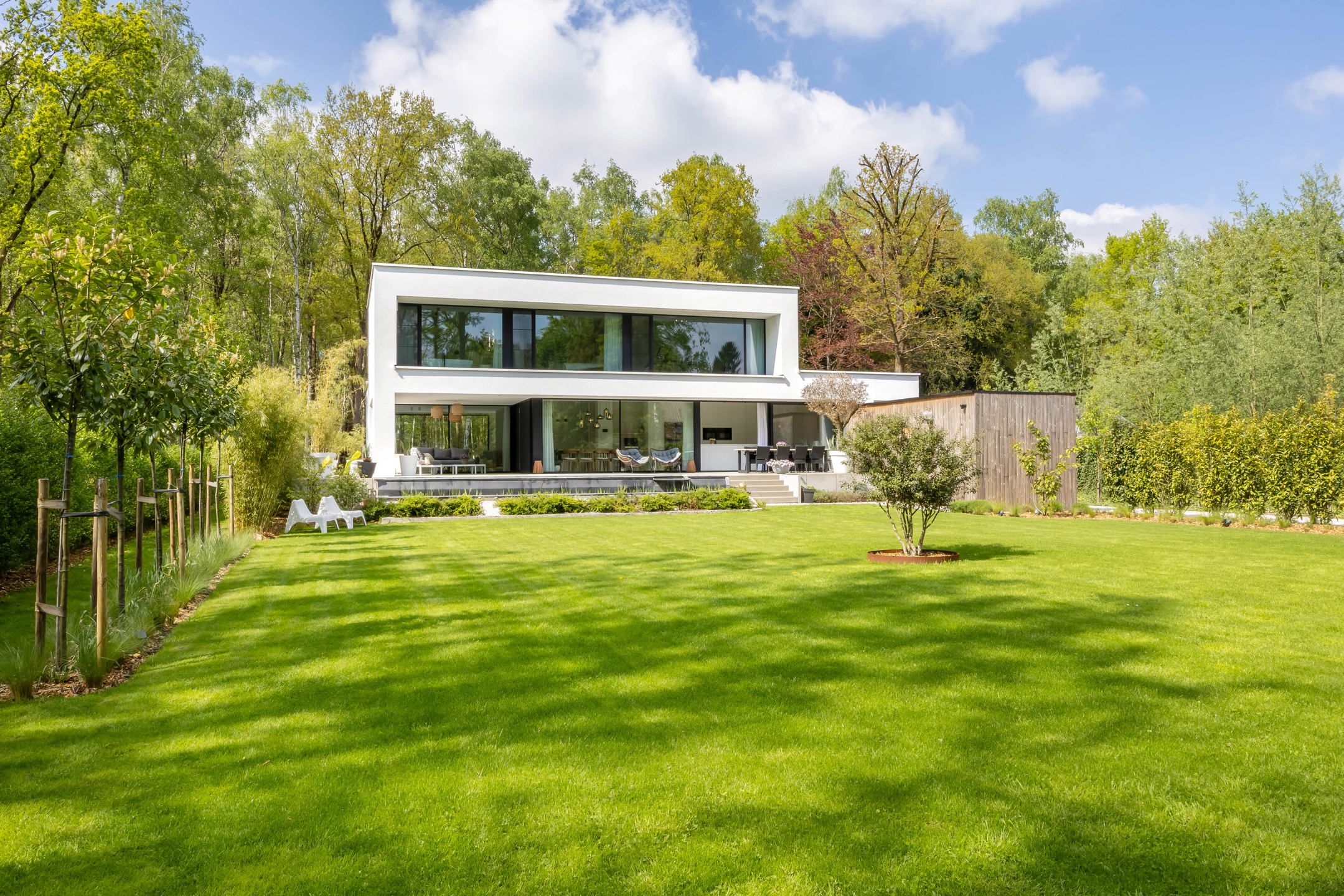 Luxueuze, moderne villa te midden van het groen in Schilde! foto {{pictureIndex}}