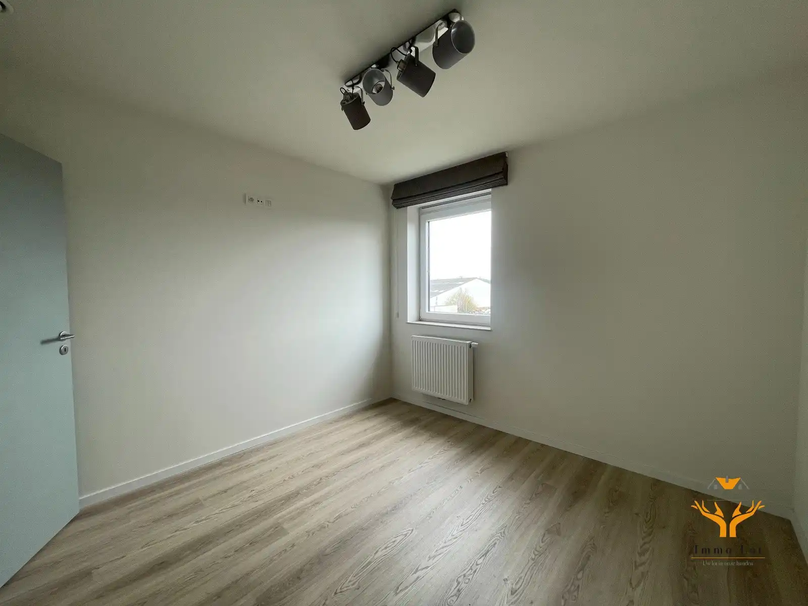 Ruim appartement met 2 slaapkamers foto 11