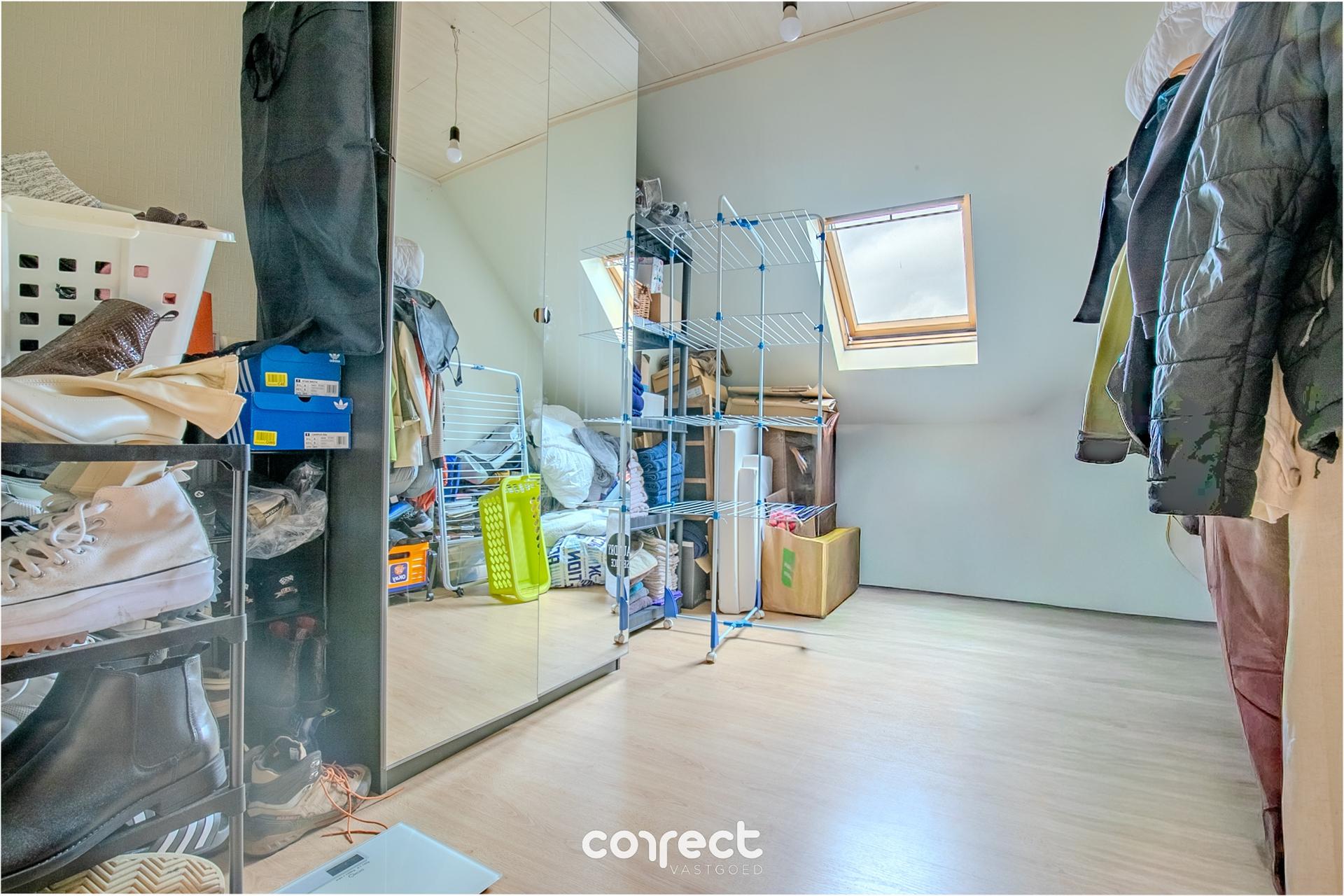 Instapklare woning met 2 slaapkamers, zonnige tuin en garage.  foto 7