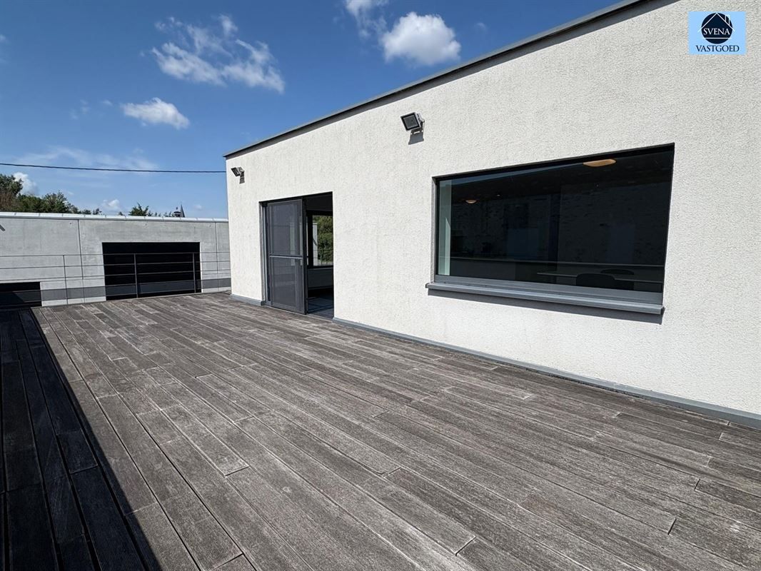 APPARTEMENT MET MAGAZIJN GELEGEN IN KMO ZONE foto 21