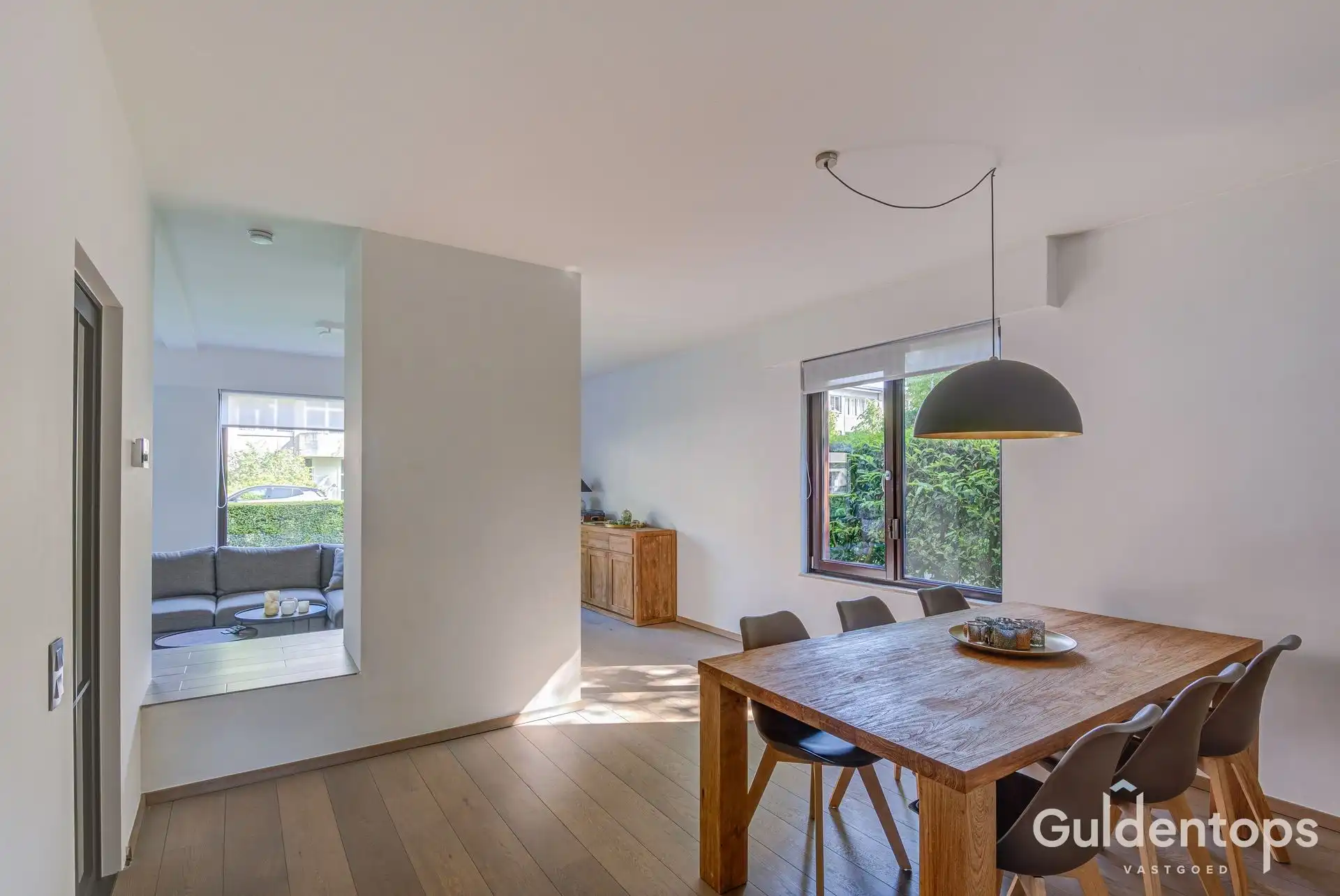 Modern ruim gelijkvloers (2 slk) appartement met ruime tuin foto 13