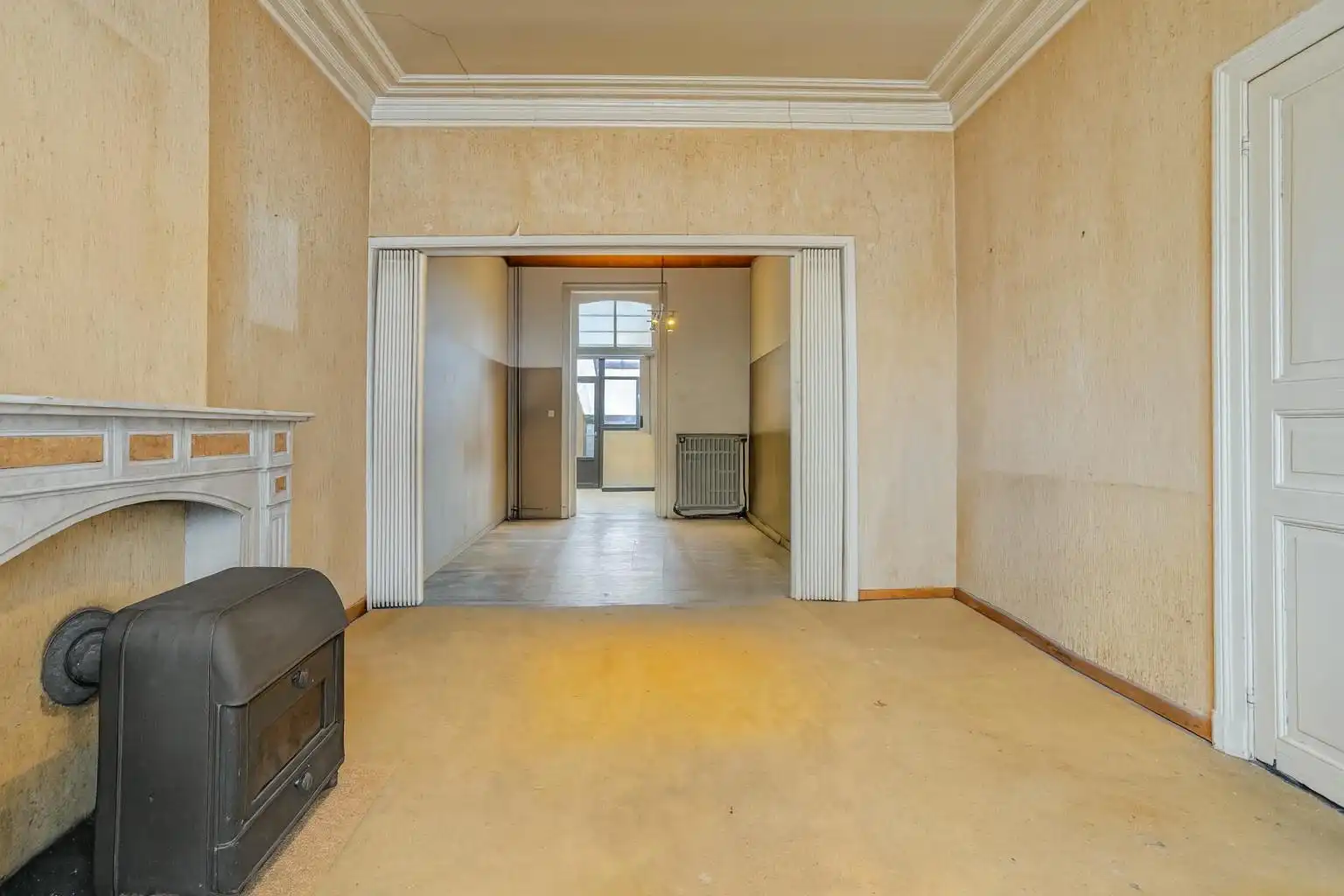 Huis met ruime zongerichte tuin te koop in centrum Knokke foto 2