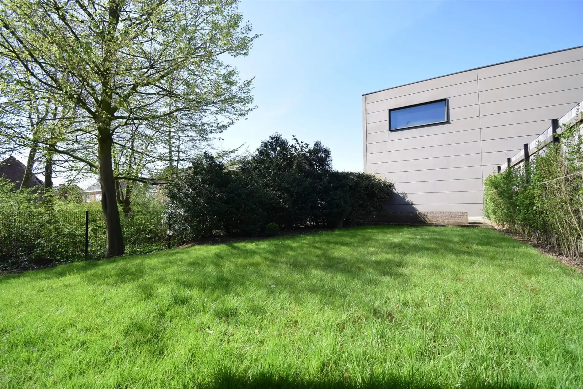 RECENTE WONING MET TUIN IN CENTRUM ROESELARE  foto 8