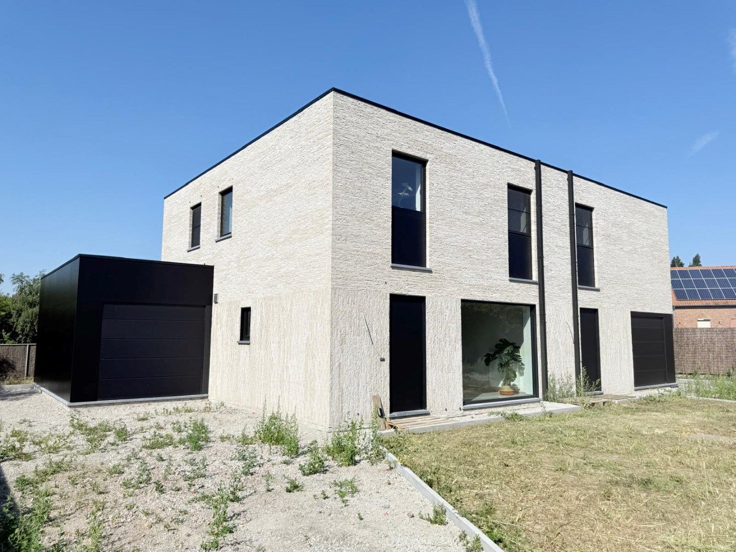 Instapklare nieuwbouwwoning in rustige recente woonwijk foto 23
