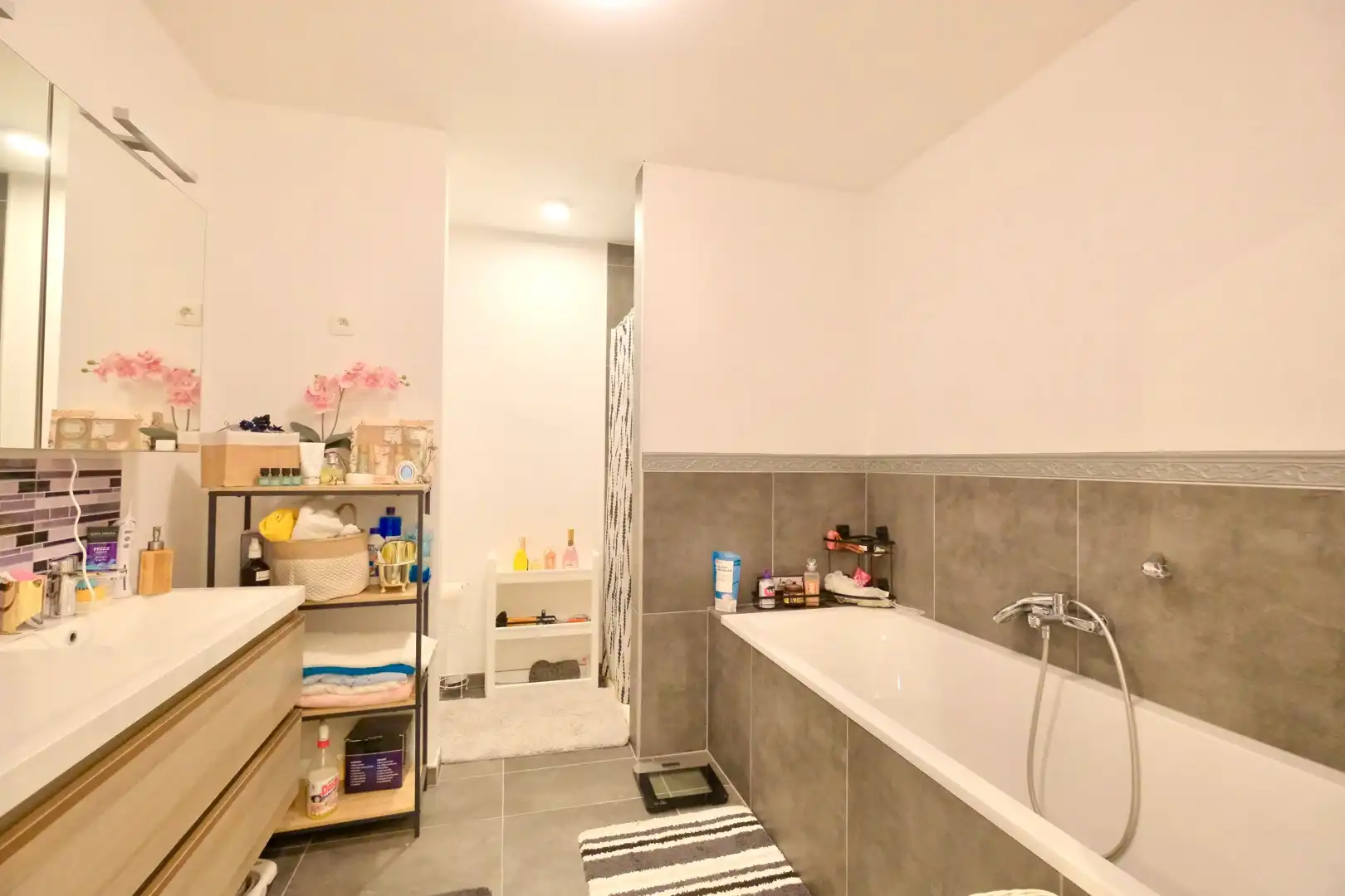 Denderleeuw - 3 verhuurde app in het centrum -> Rendement 2,85% foto 6