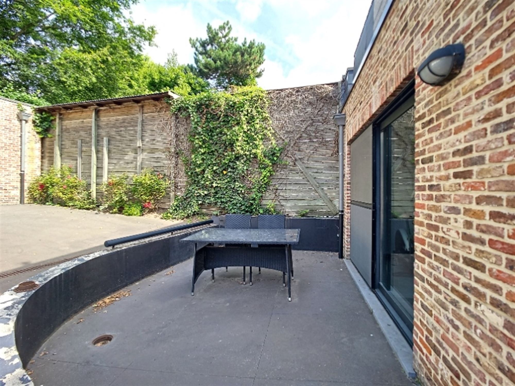 Recent gelijkvloers appartement met 2 slaapkamers. foto 10
