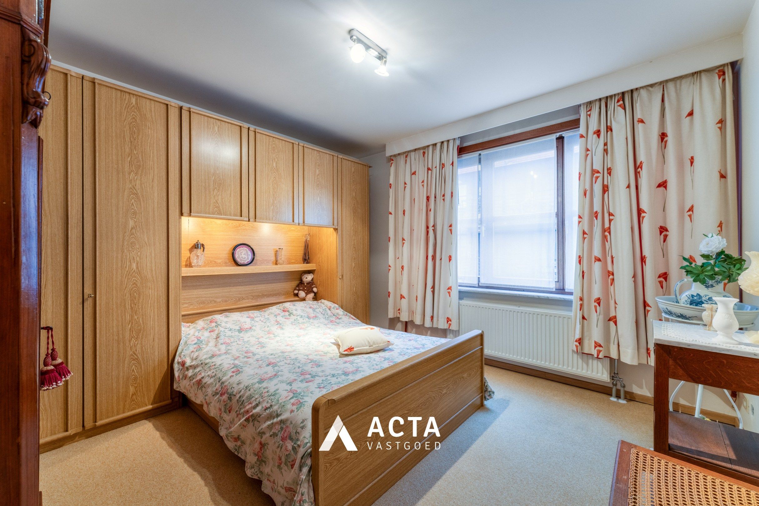 Ruim hoekappartement met twee slaapkamers in Mariakerke foto 18