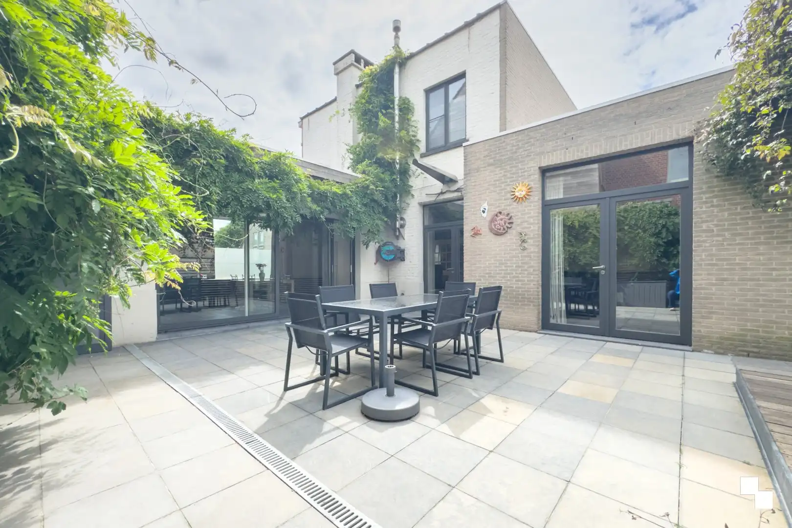 Karaktervolle woning met handelsruimte nabij het centrum van Izegem foto 22