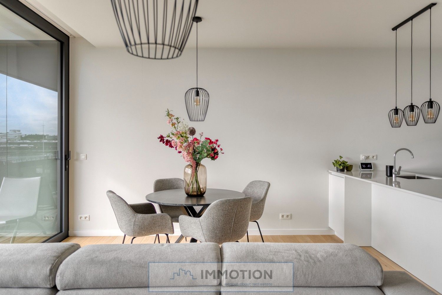 Residentie "Senzafine" : prachtig ingericht nieuwbouw appartement foto 9