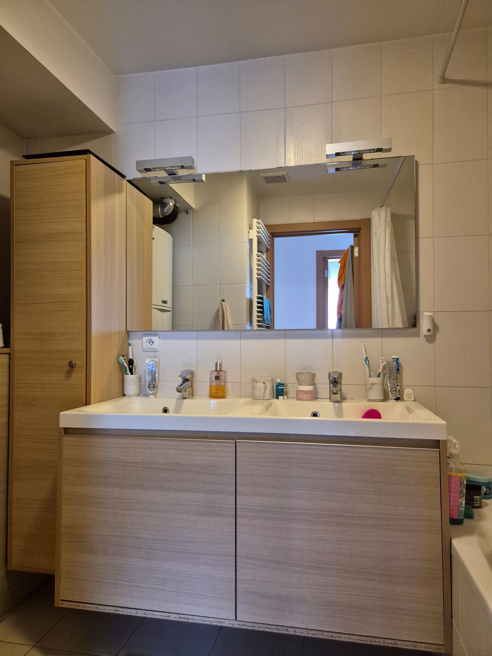 Appartement met 2 slaapkamers en terras. foto 14