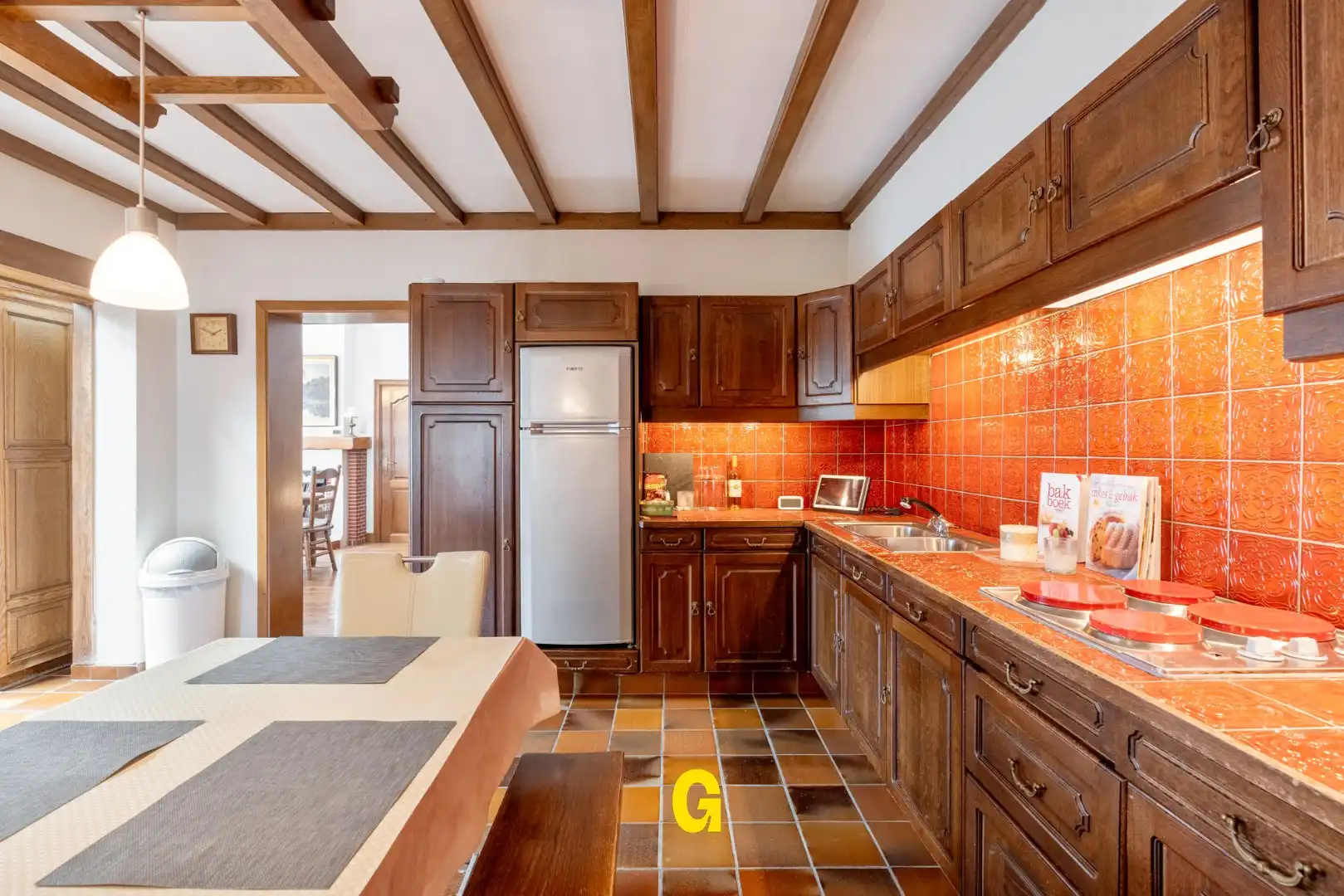 VERKOCHT - Netjes verzorgde halfopen woning met ruime garage vlakbij het centrum van Munsterbilzen foto 15