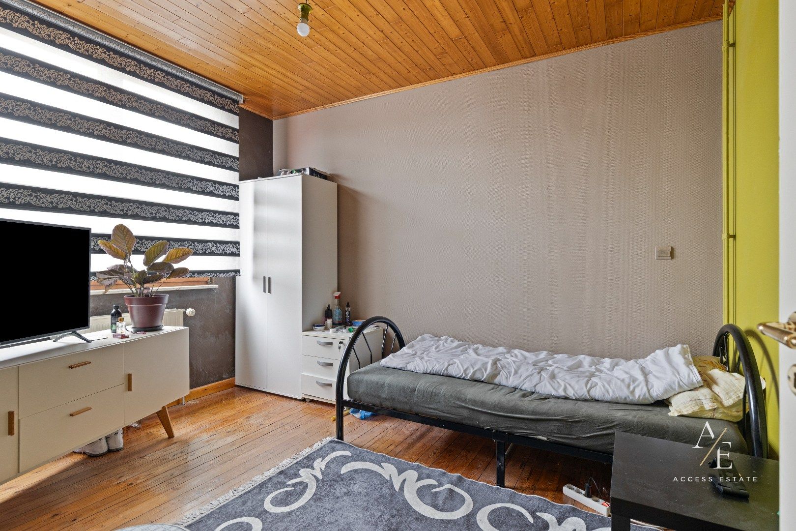 EEKLO - Uitstekend gelegen instapklare gezinswoning/ investeringsopportuniteit met tuin foto 8