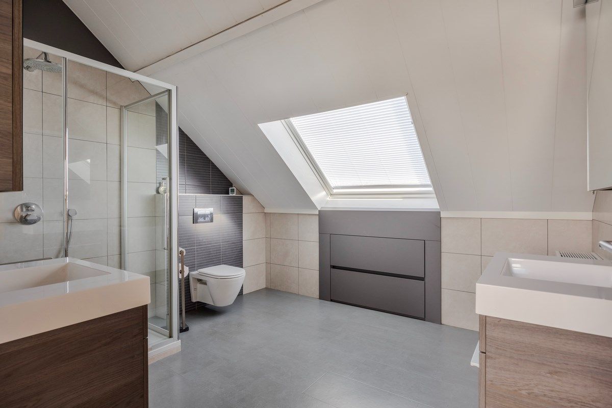 Goed onderhouden ruim ingedeelde woning op 11.725 m². foto 23